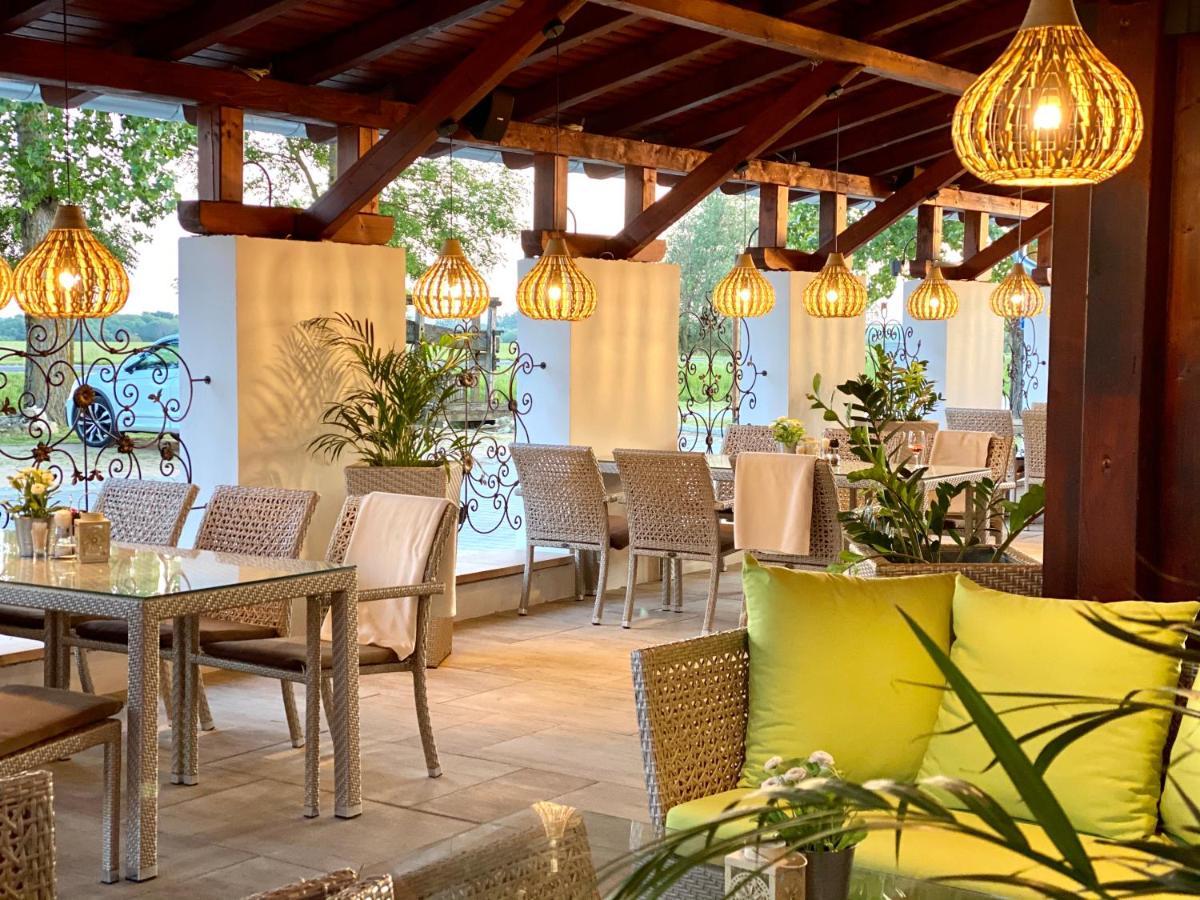 Istvan Parkhotel Es Gasztrofarm Sormas Экстерьер фото