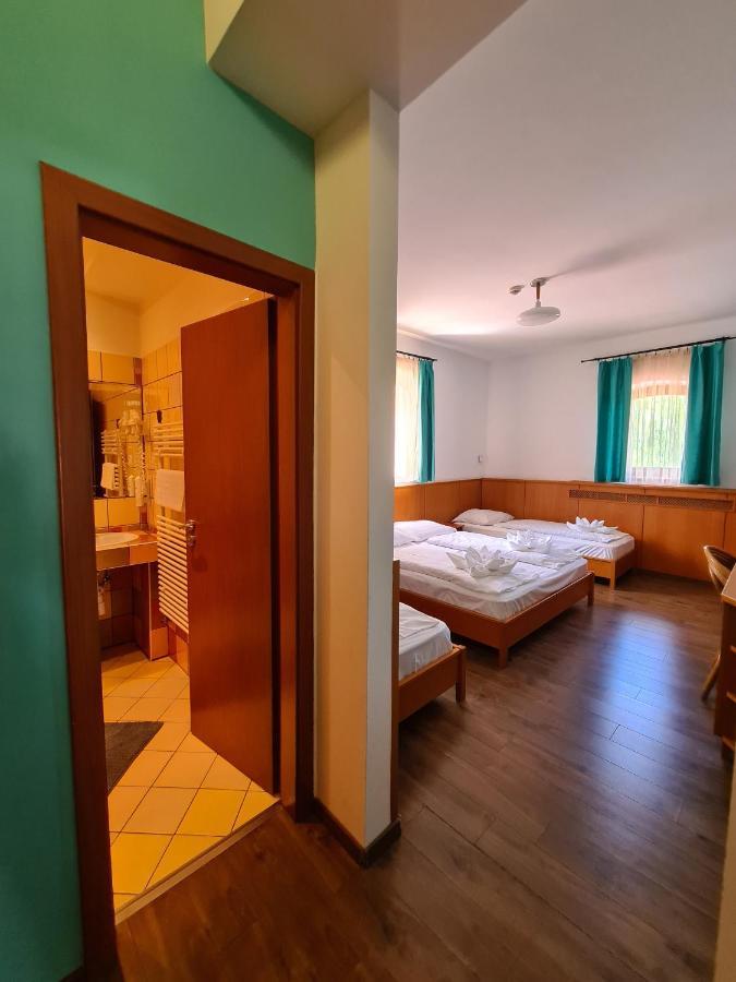 Istvan Parkhotel Es Gasztrofarm Sormas Экстерьер фото